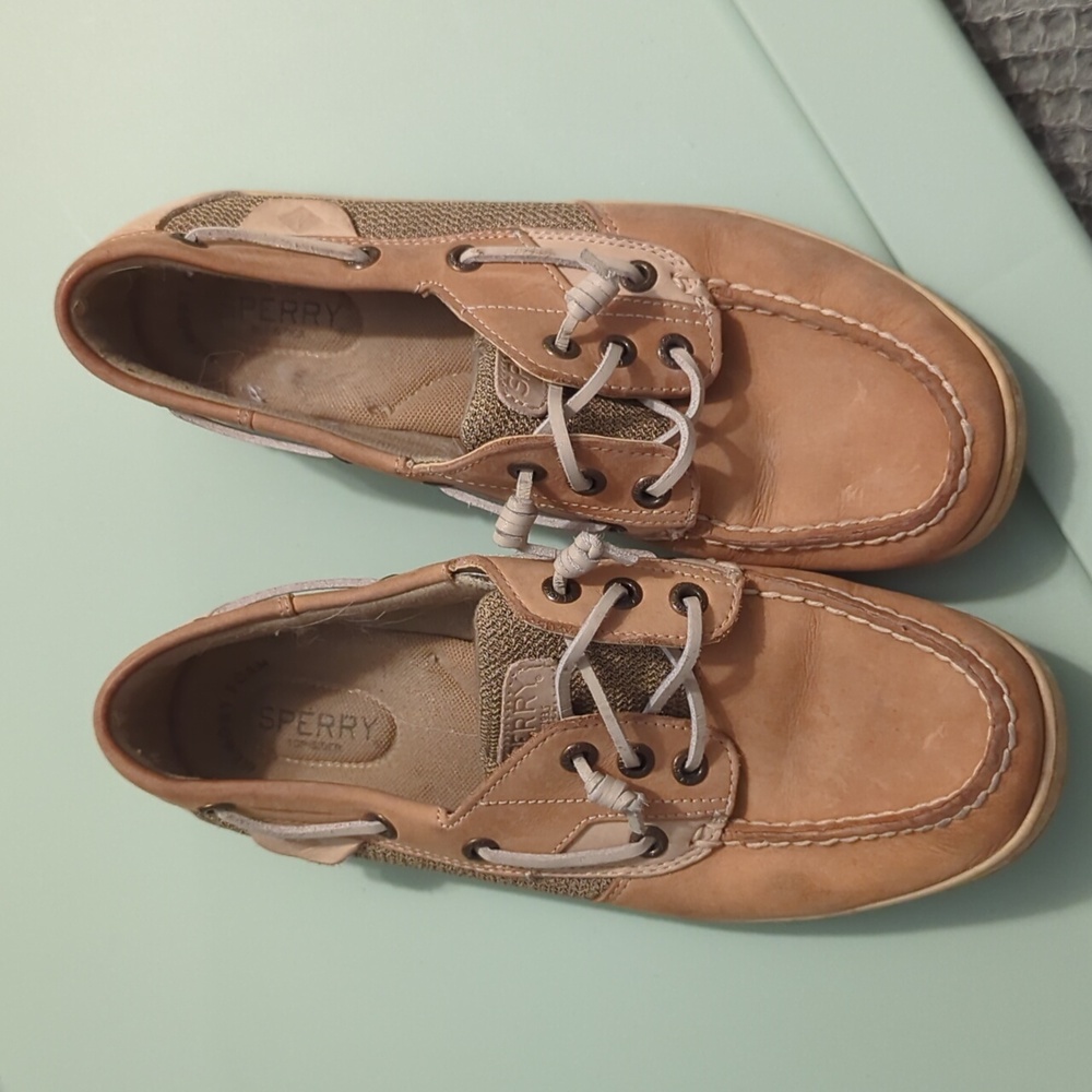 Sperry's - Picture 3 of 3